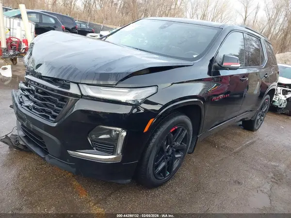 1GNEVKKW0PJ118873 2023 CHEVROLET TRAVERSE - Image 2