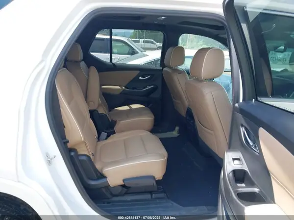 1GNEVKKW0PJ240312 2023 CHEVROLET TRAVERSE - Image 8
