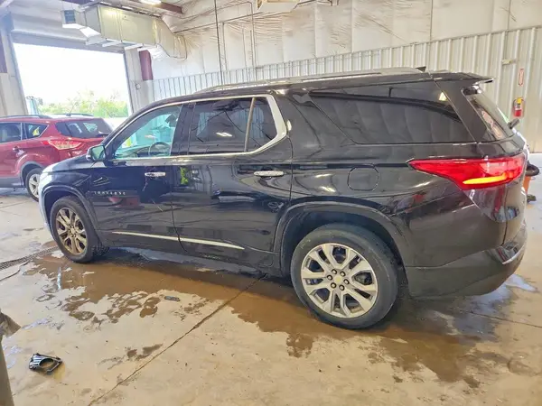 1GNEVKKW1KJ198290 2019 CHEVROLET TRAVERSE - Image 2
