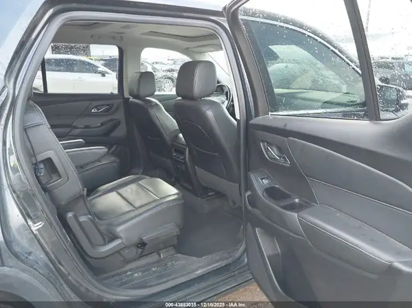 1GNEVKKW1KJ306682 2019 CHEVROLET TRAVERSE - Image 8
