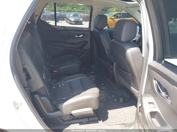 1GNEVKKW1LJ307266 2020 CHEVROLET TRAVERSE - Image 8