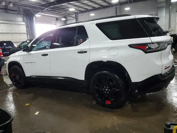 1GNEVKKW1MJ243800 2021 CHEVROLET TRAVERSE - Image 2