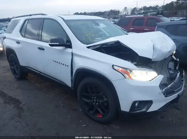 1GNEVKKW2LJ311522 2020 CHEVROLET TRAVERSE - Image 1