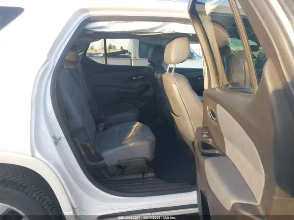 1GNEVKKW2MJ235124 2021 CHEVROLET TRAVERSE - Image 8