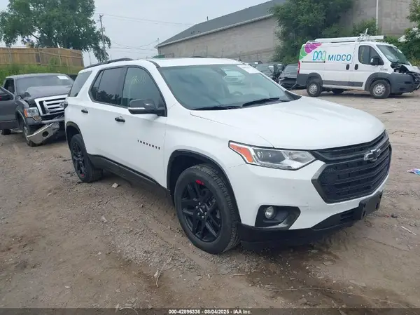 1GNEVKKW2MJ265465 2021 CHEVROLET TRAVERSE - Image 1