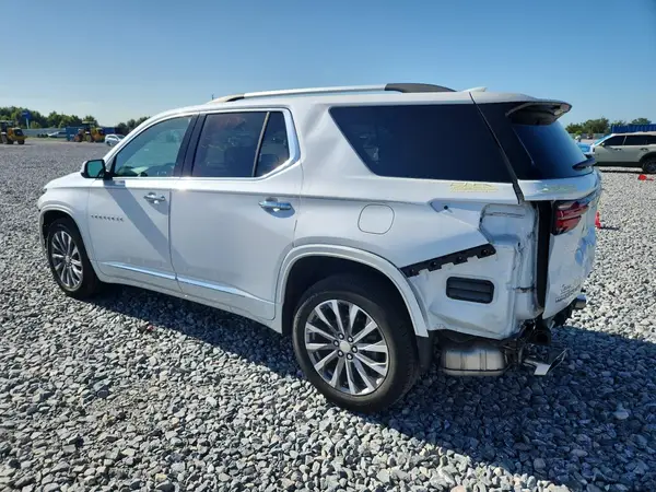 1GNEVKKW2NJ164895 2022 CHEVROLET TRAVERSE - Image 2