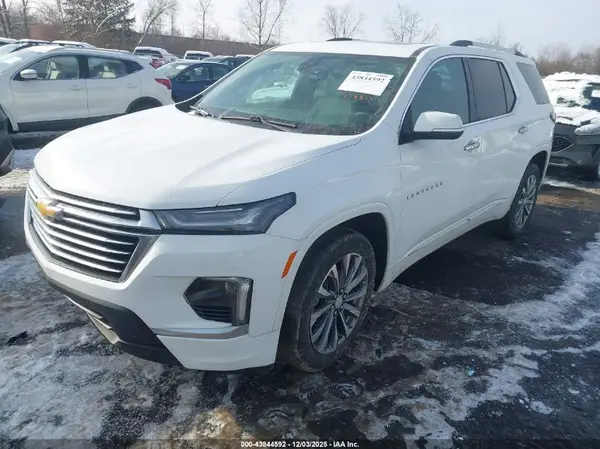 1GNEVKKW2NJ173399 2022 CHEVROLET TRAVERSE - Image 2