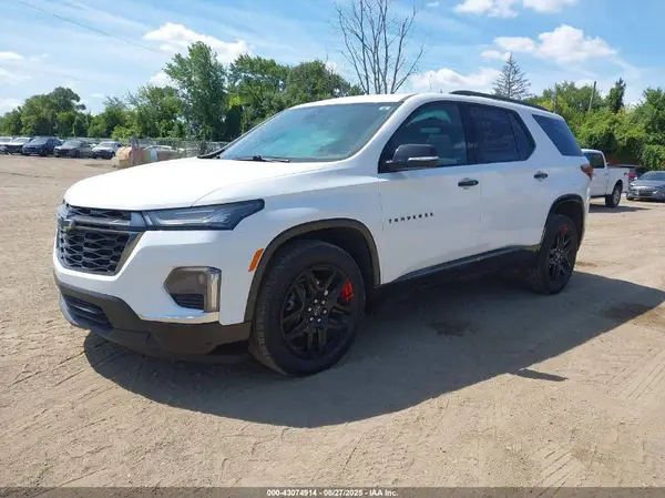 1GNEVKKW2PJ314684 2023 CHEVROLET TRAVERSE - Image 2