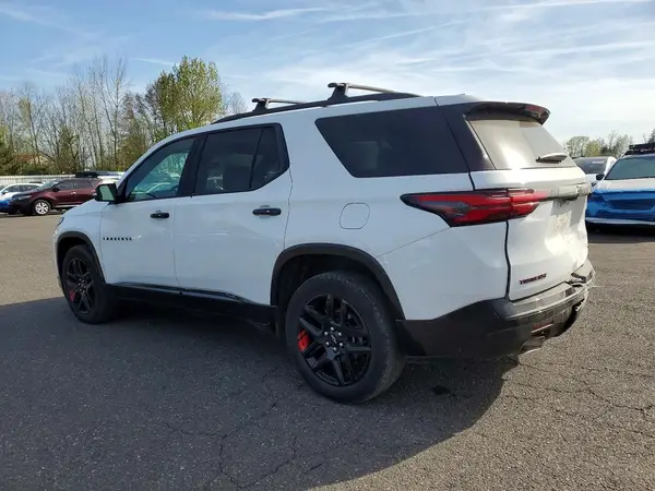 1GNEVKKW2PJ330870 2023 CHEVROLET TRAVERSE - Image 2