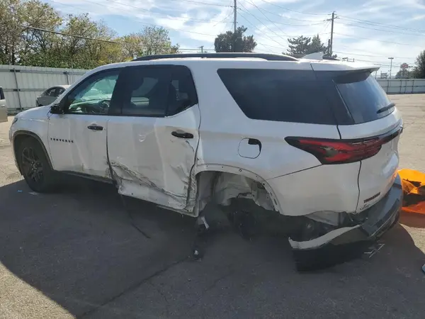 1GNEVKKW2PJ331632 2023 CHEVROLET TRAVERSE - Image 2