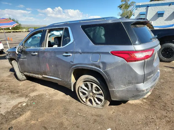 1GNEVKKW3KJ297659 2019 CHEVROLET TRAVERSE - Image 2