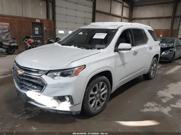 1GNEVKKW3KJ315173 2019 CHEVROLET TRAVERSE - Image 2