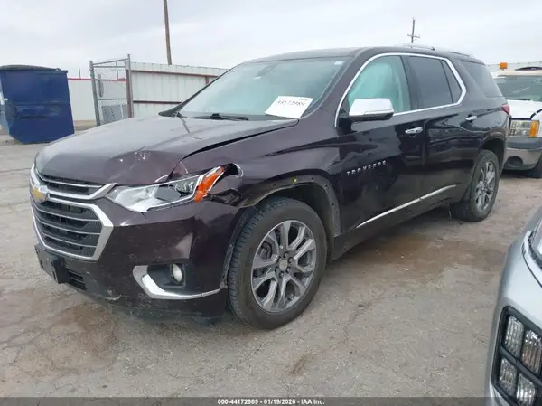 1GNEVKKW3LJ287098 2020 CHEVROLET TRAVERSE - Image 2