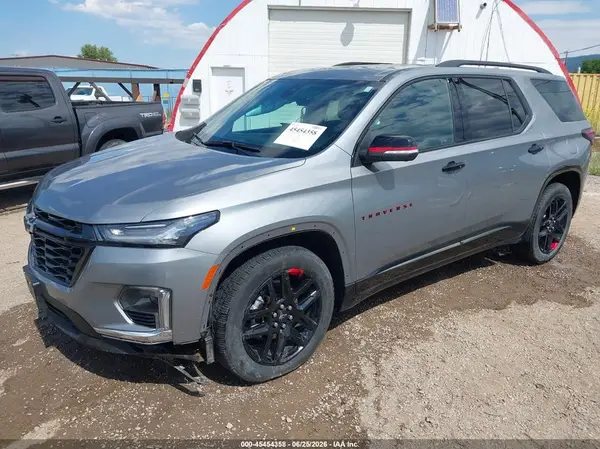 1GNEVKKW3PJ136008 2023 CHEVROLET TRAVERSE - Image 2