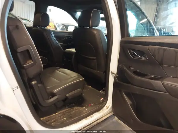 1GNEVKKW3PJ242135 2023 CHEVROLET TRAVERSE - Image 8