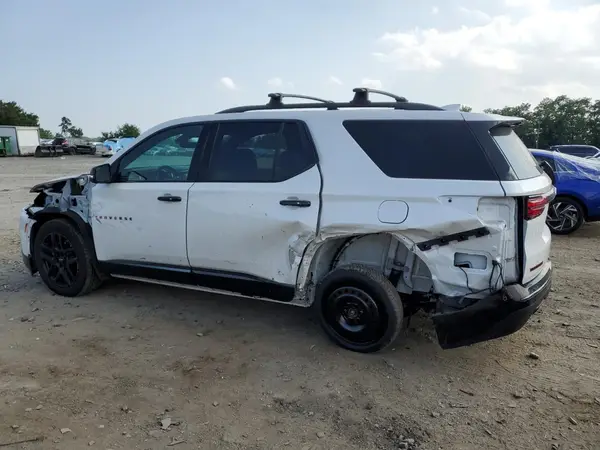 1GNEVKKW3PJ270758 2023 CHEVROLET TRAVERSE - Image 2