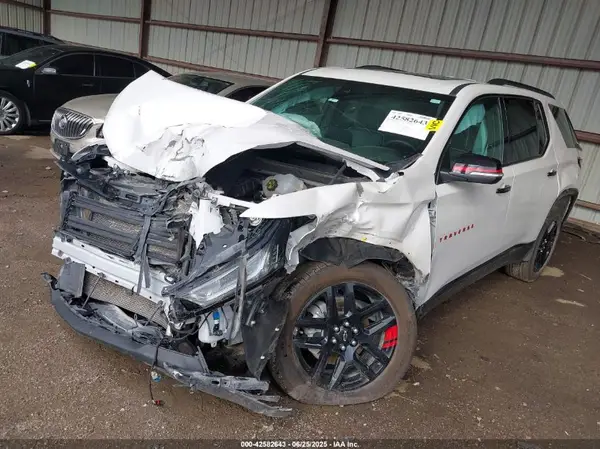 1GNEVKKW3PJ282814 2023 CHEVROLET TRAVERSE - Image 2