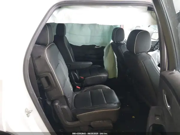 1GNEVKKW3PJ282814 2023 CHEVROLET TRAVERSE - Image 8