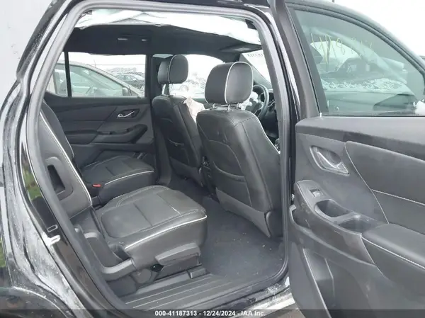 1GNEVKKW3PJ324995 2023 CHEVROLET TRAVERSE - Image 8