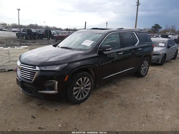 1GNEVKKW3PJ342770 2023 CHEVROLET TRAVERSE - Image 2