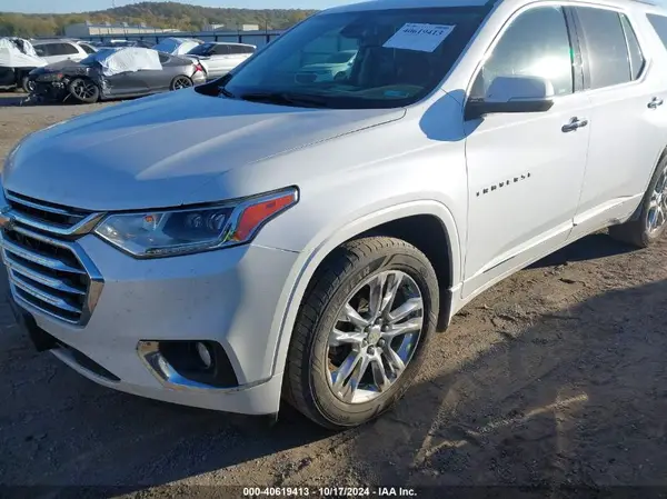 1GNEVKKW4JJ116390 2018 CHEVROLET TRAVERSE - Image 2