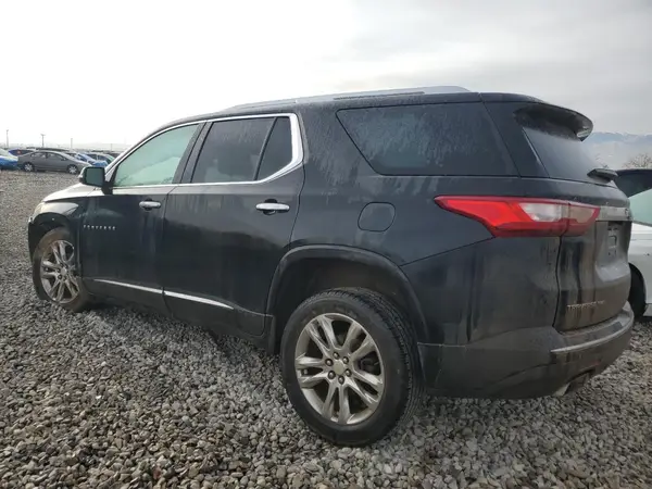 1GNEVKKW4JJ267455 2018 CHEVROLET TRAVERSE - Image 2