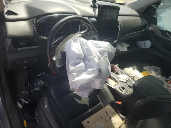 1GNEVKKW4KJ205362 2019 CHEVROLET TRAVERSE - Image 8