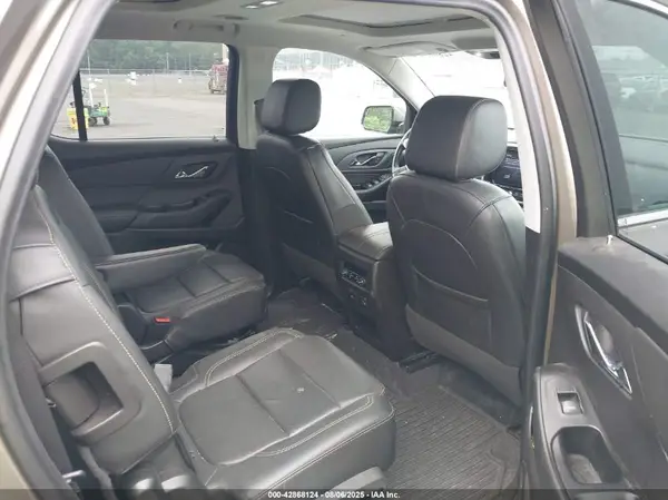 1GNEVKKW4LJ124055 2020 CHEVROLET TRAVERSE - Image 8