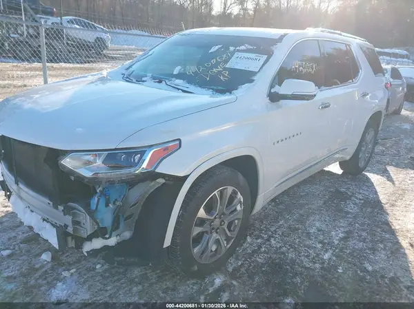 1GNEVKKW4LJ253316 2020 CHEVROLET TRAVERSE - Image 2