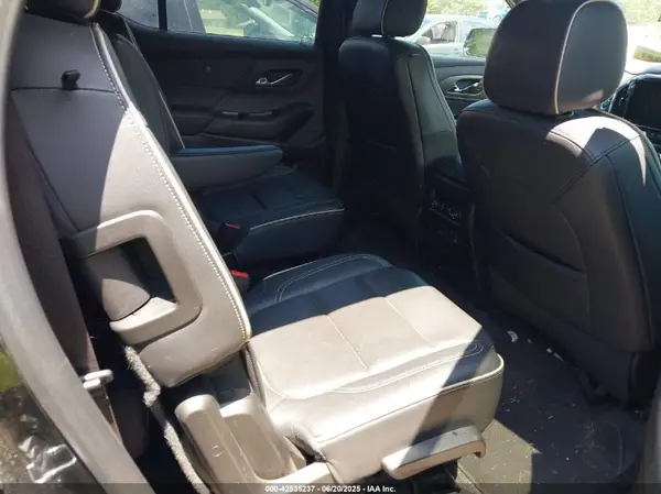 1GNEVKKW4NJ100101 2022 CHEVROLET TRAVERSE - Image 8