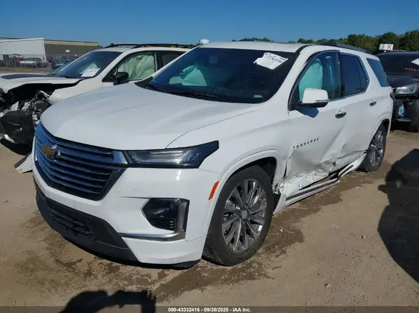 1GNEVKKW4PJ181765 2023 CHEVROLET TRAVERSE - Image 2