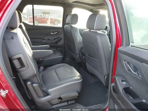 1GNEVKKW4PJ217535 2023 CHEVROLET TRAVERSE - Image 8