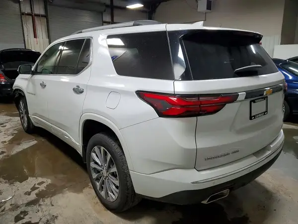 1GNEVKKW4PJ322320 2023 CHEVROLET TRAVERSE - Image 2