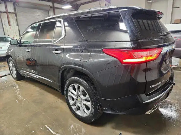 1GNEVKKW5KJ298506 2019 CHEVROLET TRAVERSE - Image 2