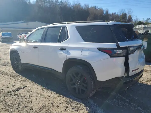 1GNEVKKW5LJ277477 2020 CHEVROLET TRAVERSE - Image 2