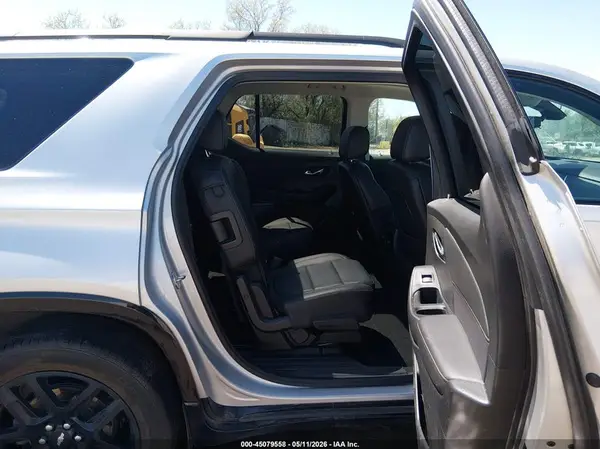 1GNEVKKW5MJ226496 2021 CHEVROLET TRAVERSE - Image 8