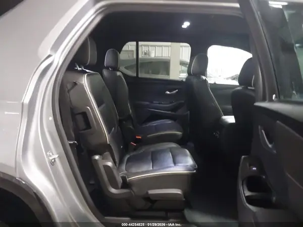 1GNEVKKW5PJ207032 2023 CHEVROLET TRAVERSE - Image 8