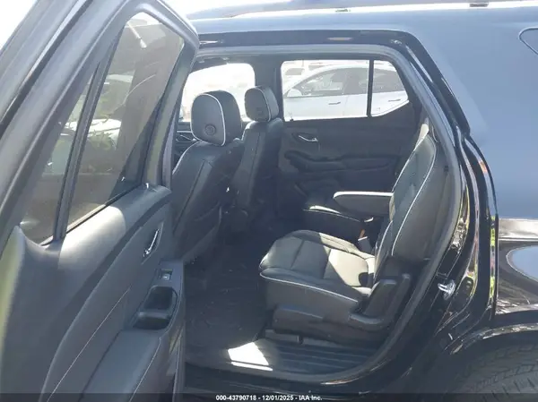 1GNEVKKW5PJ311794 2023 CHEVROLET TRAVERSE - Image 8