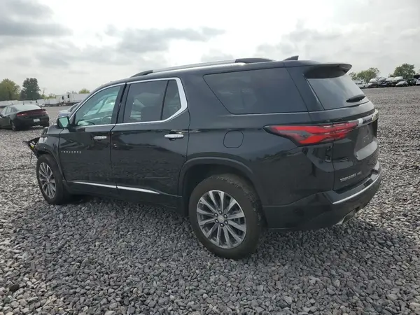 1GNEVKKW5PJ315537 2023 CHEVROLET TRAVERSE - Image 2