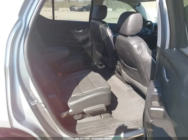 1GNEVKKW6KJ110334 2019 CHEVROLET TRAVERSE - Image 8