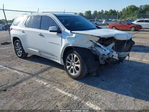 1GNEVKKW6LJ105846 2020 CHEVROLET TRAVERSE - Image 1