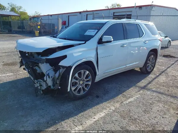 1GNEVKKW6LJ105846 2020 CHEVROLET TRAVERSE - Image 2