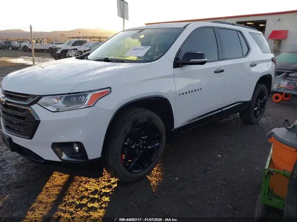 1GNEVKKW6LJ243287 2020 CHEVROLET TRAVERSE - Image 2