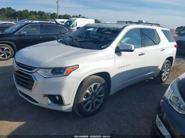 1GNEVKKW6LJ289119 2020 CHEVROLET TRAVERSE - Image 2