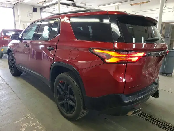 1GNEVKKW6NJ110497 2022 CHEVROLET TRAVERSE - Image 2