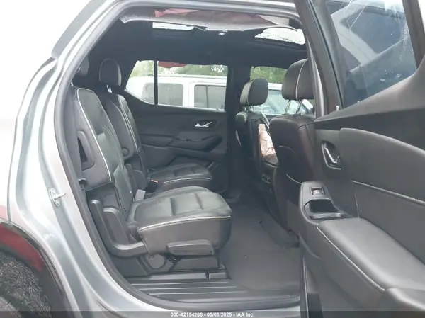 1GNEVKKW6PJ162568 2023 CHEVROLET TRAVERSE - Image 8