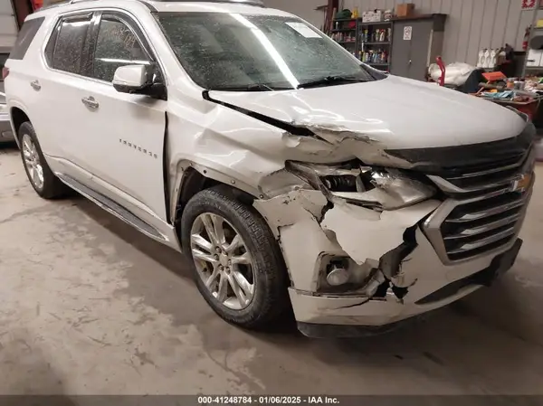 1GNEVKKW7JJ236698 2018 CHEVROLET TRAVERSE - Image 1