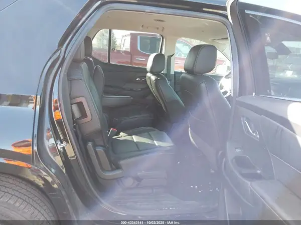 1GNEVKKW7LJ105273 2020 CHEVROLET TRAVERSE - Image 8