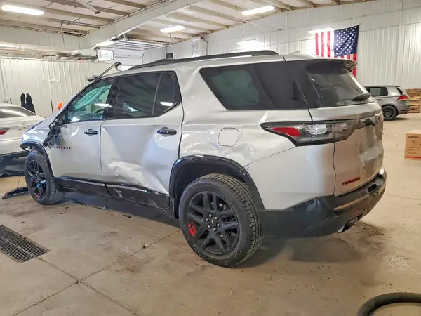1GNEVKKW7LJ117097 2020 CHEVROLET TRAVERSE - Image 2