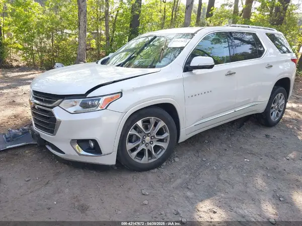 1GNEVKKW7LJ268408 2020 CHEVROLET TRAVERSE - Image 2